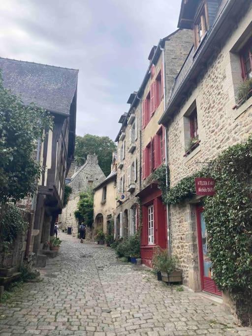 La Belle Consigne - Appartements Dinan Centre Gare Eksteriør billede